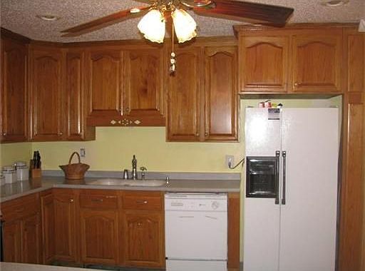 3rd image of 3005 Camellia Dr