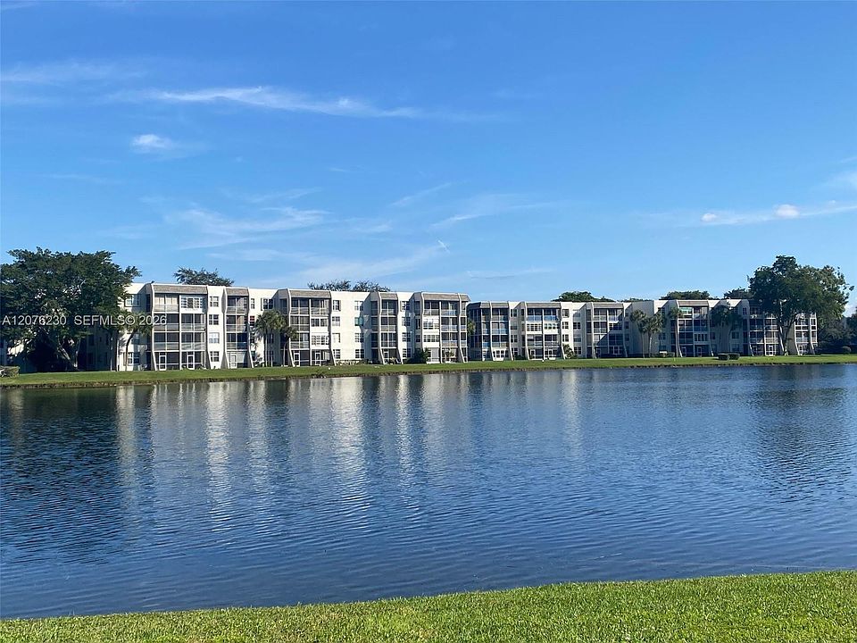 1st image of 9420 Poinciana Pl APT 214