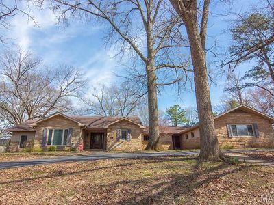 1014 N Henderson Ave, Cape Girardeau, MO, 63701