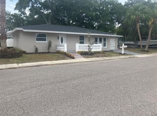 601 Banana St, Tarpon Springs, FL 34689