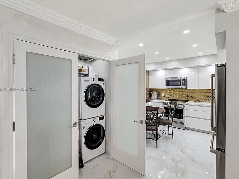 9801 Collins Ave #20T — Photo 19