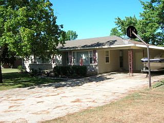 1st image of 101 Camellia Dr