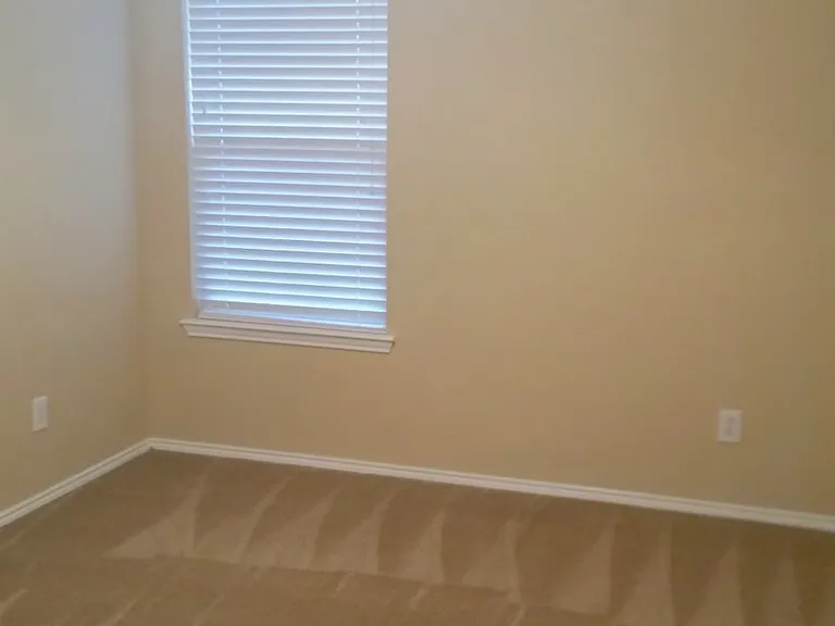 16325 Cowboy Trl — Photo 3