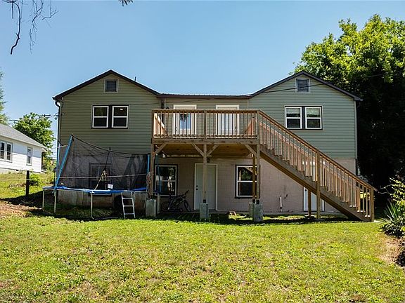 2nd image of 1009 7th St