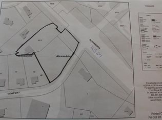 2 Viewpoint Dr, Alexandria, KY 41001