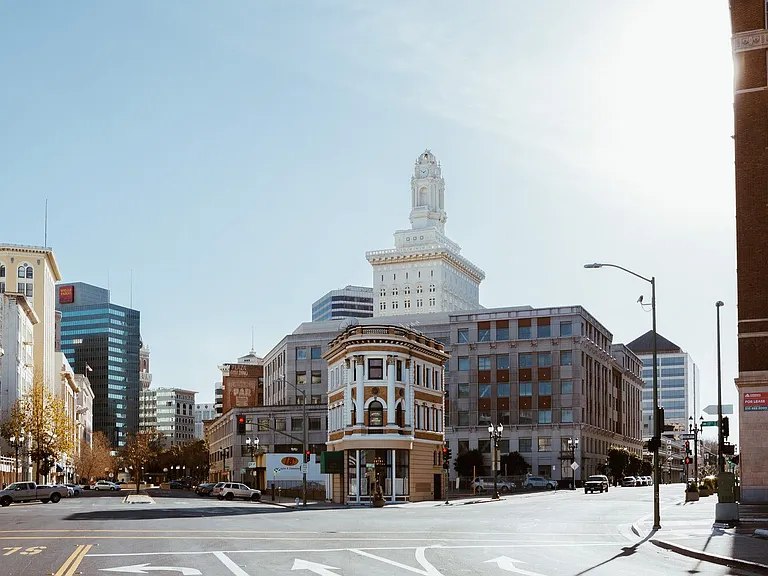 Common MacArthur — Photo 12