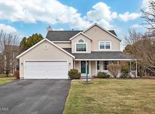 33 Harwick Drive, Glenmont, NY 12077