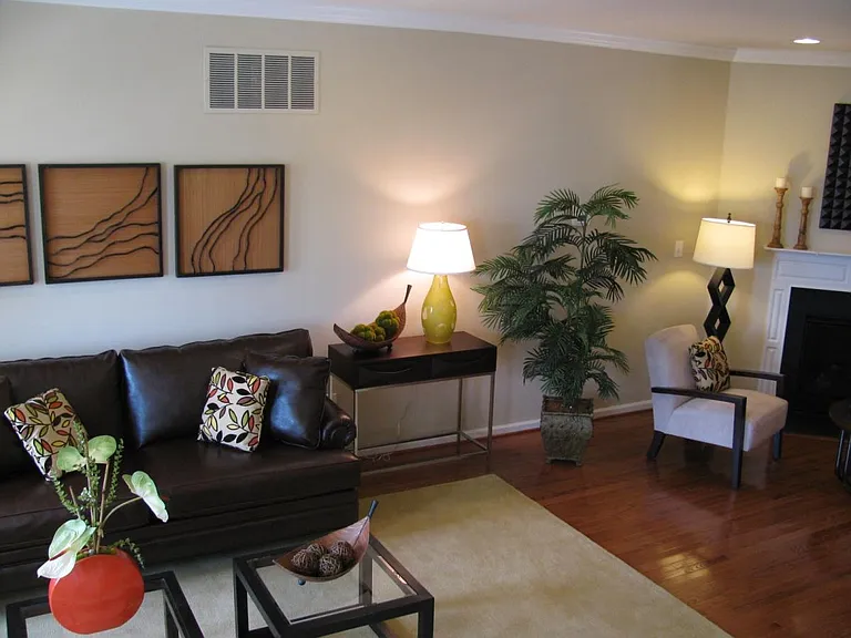 304 Wilkinson Dr — Photo 7