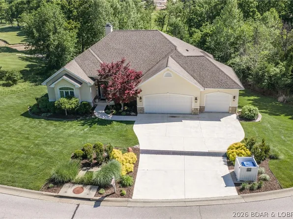 295 Country Club Dr, Lake Ozark, MO 65049