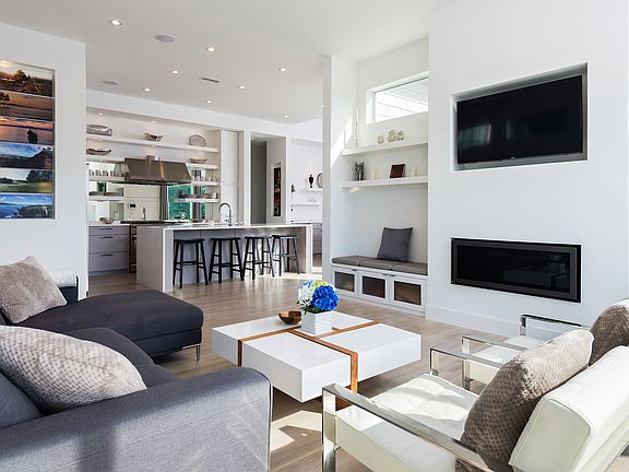 Living View to Kitchen