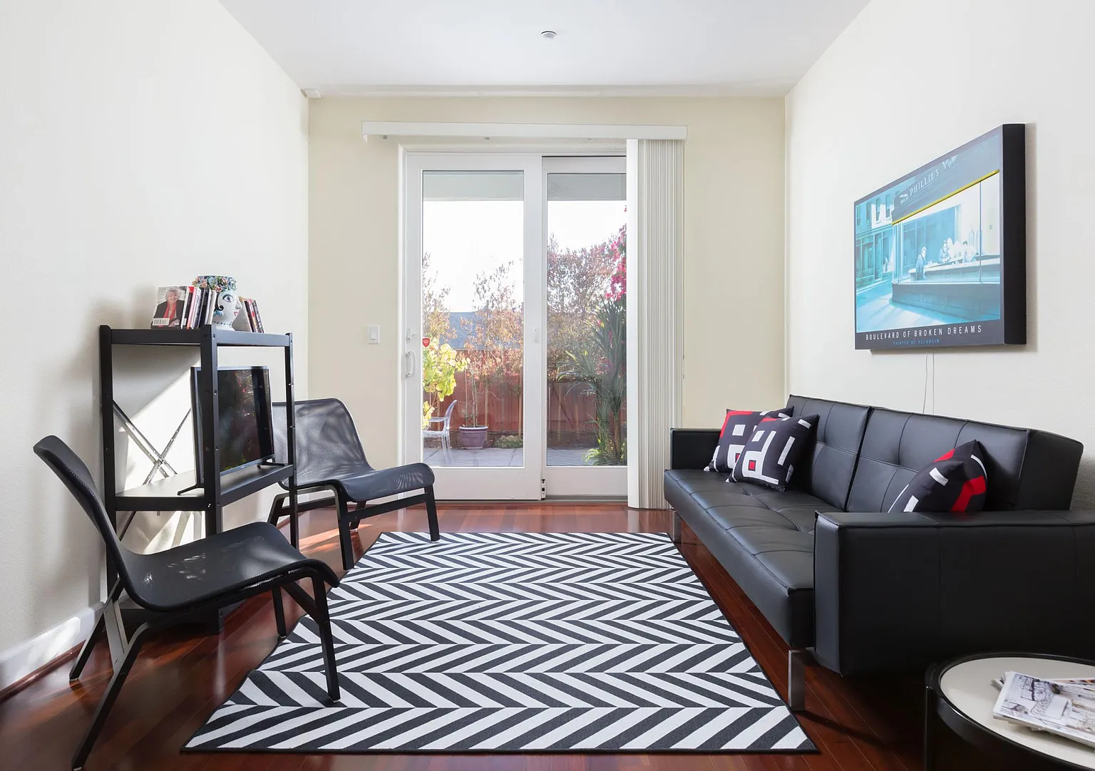 210 Seaview Dr photo 1