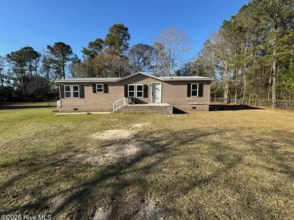 9375 Merrywood Drive NE, Leland, NC 28451