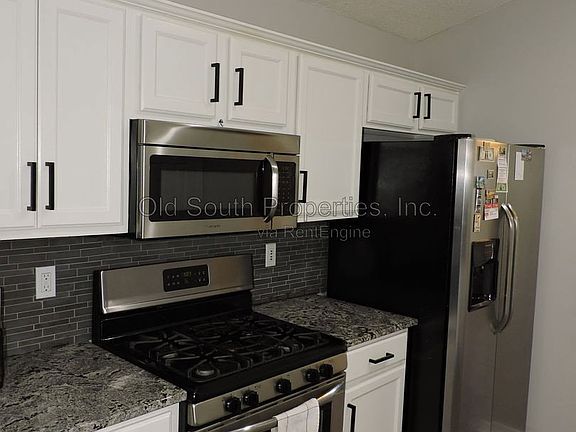 5th image of 2541 Gulf Breeze Ave