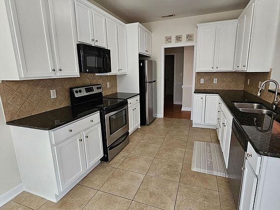 5th image of 202 Winson Green Ln