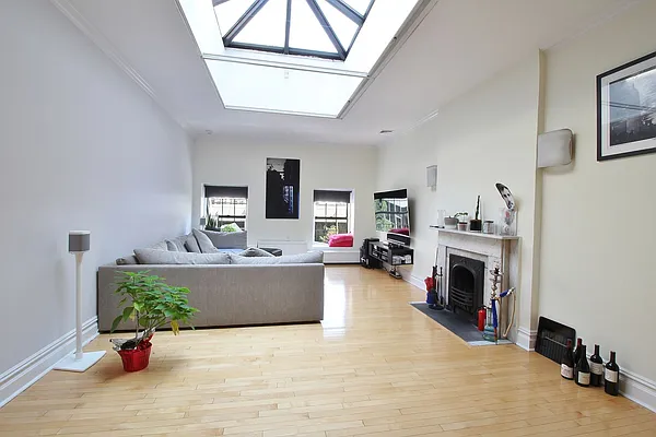 Rented by Julianna Realty Corp | media 29