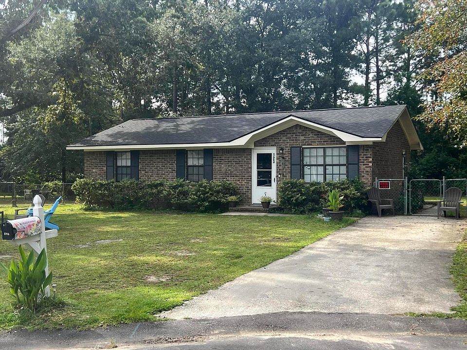1st image of 123 Harold Dr
