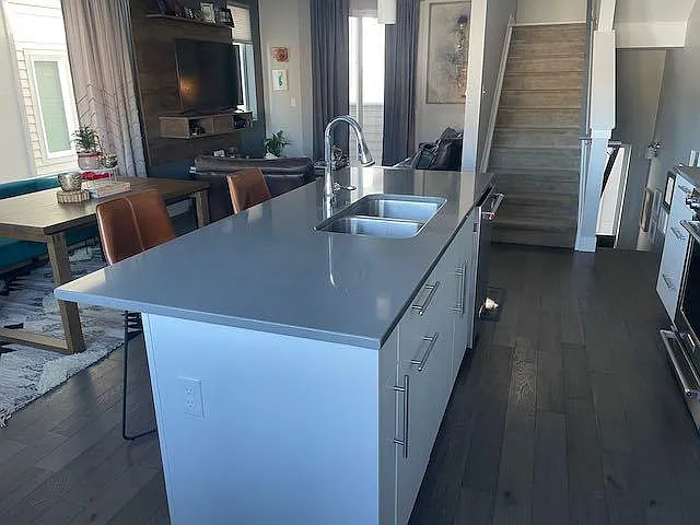 2347 Eliot St — Photo 5
