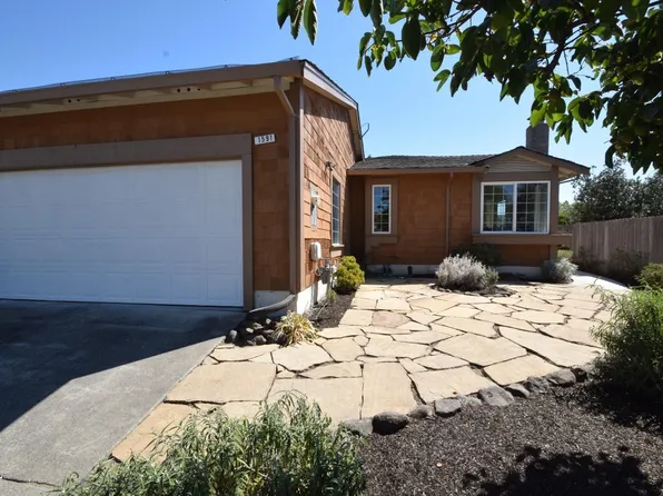 1591 Halleys Court, Petaluma, CA 94954