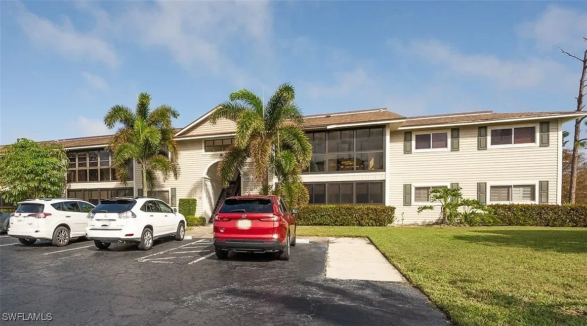 2 bed, 919 sqft, $1,800 — Photo 3