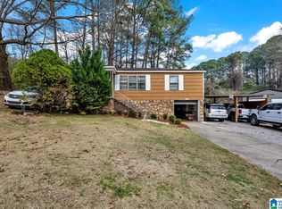 637 Callahan Rd, Birmingham, AL 35215