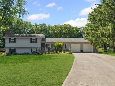1109 S Clapper Ct, Mahomet, IL, 61853