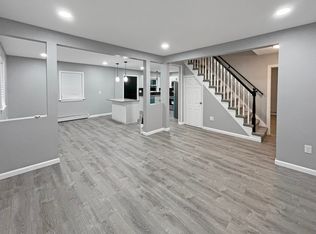 1342 Worcester St, Springfield, MA 01151