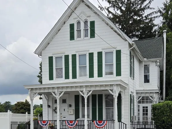 203 SE Front St, Milford, DE 19963