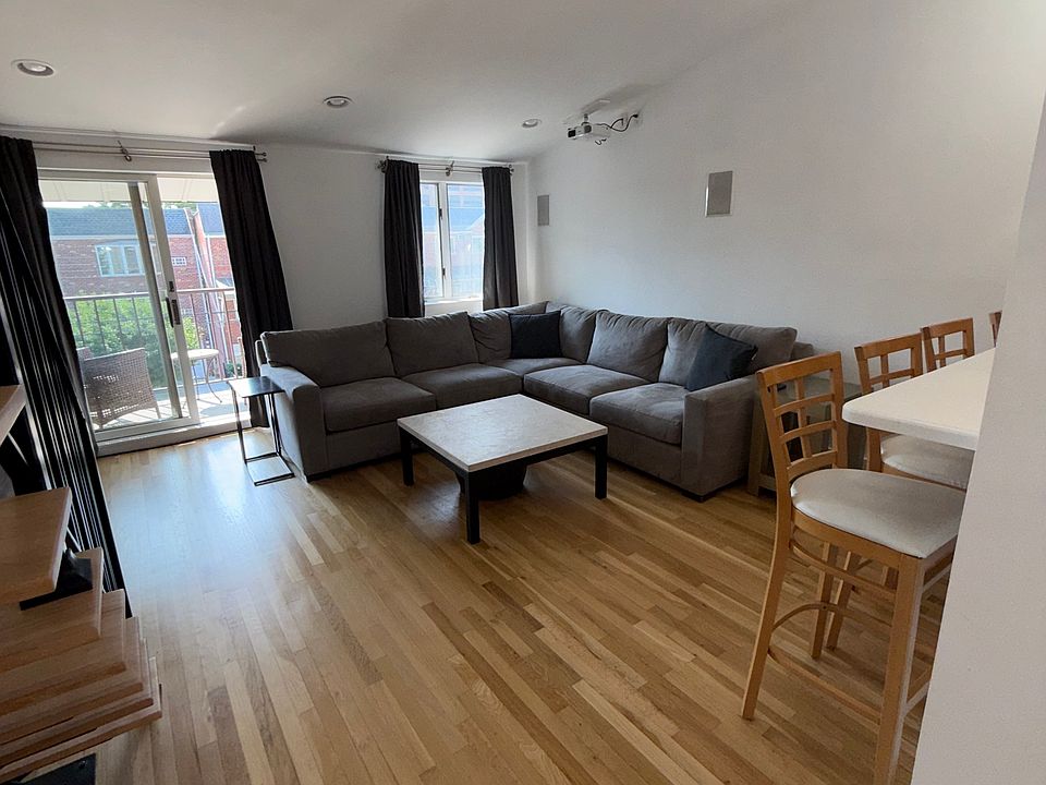 1st image of 106 Battery Ave APT 301