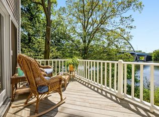 18 Hawkswood Ests UNIT 18, Amesbury, MA 01913