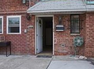 7804 Parsons Blvd, Fresh Meadows, NY 11366