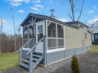 112 Pine Grove Ln, Dover, TN 37058