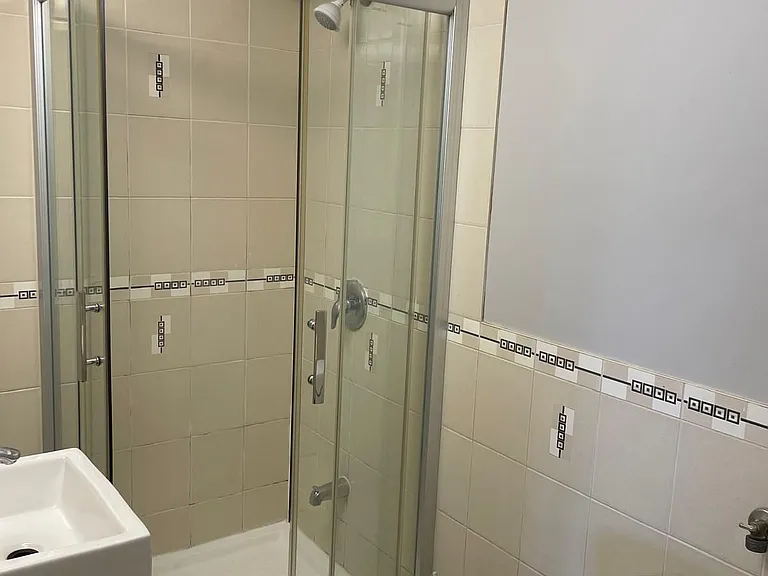 33 Rowe Ct — Photo 13
