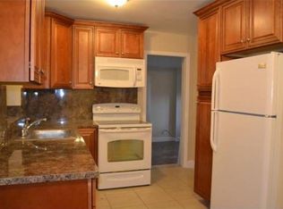 6630 Douglas St, Hollywood, FL 33024