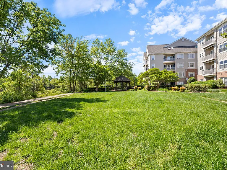 6551 Grange Ln #202 — Photo 5