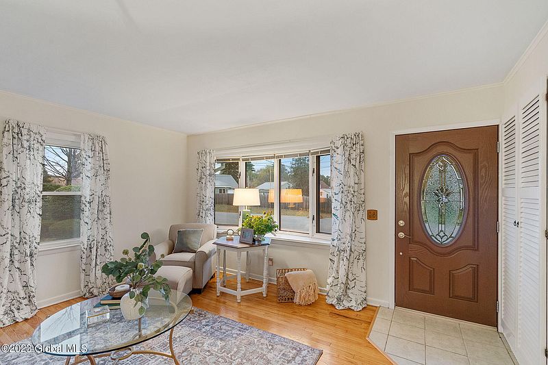 2nd image of 4 Avon Place