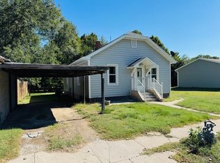 615 Dolan Ave, Cambridge, NE 69022
