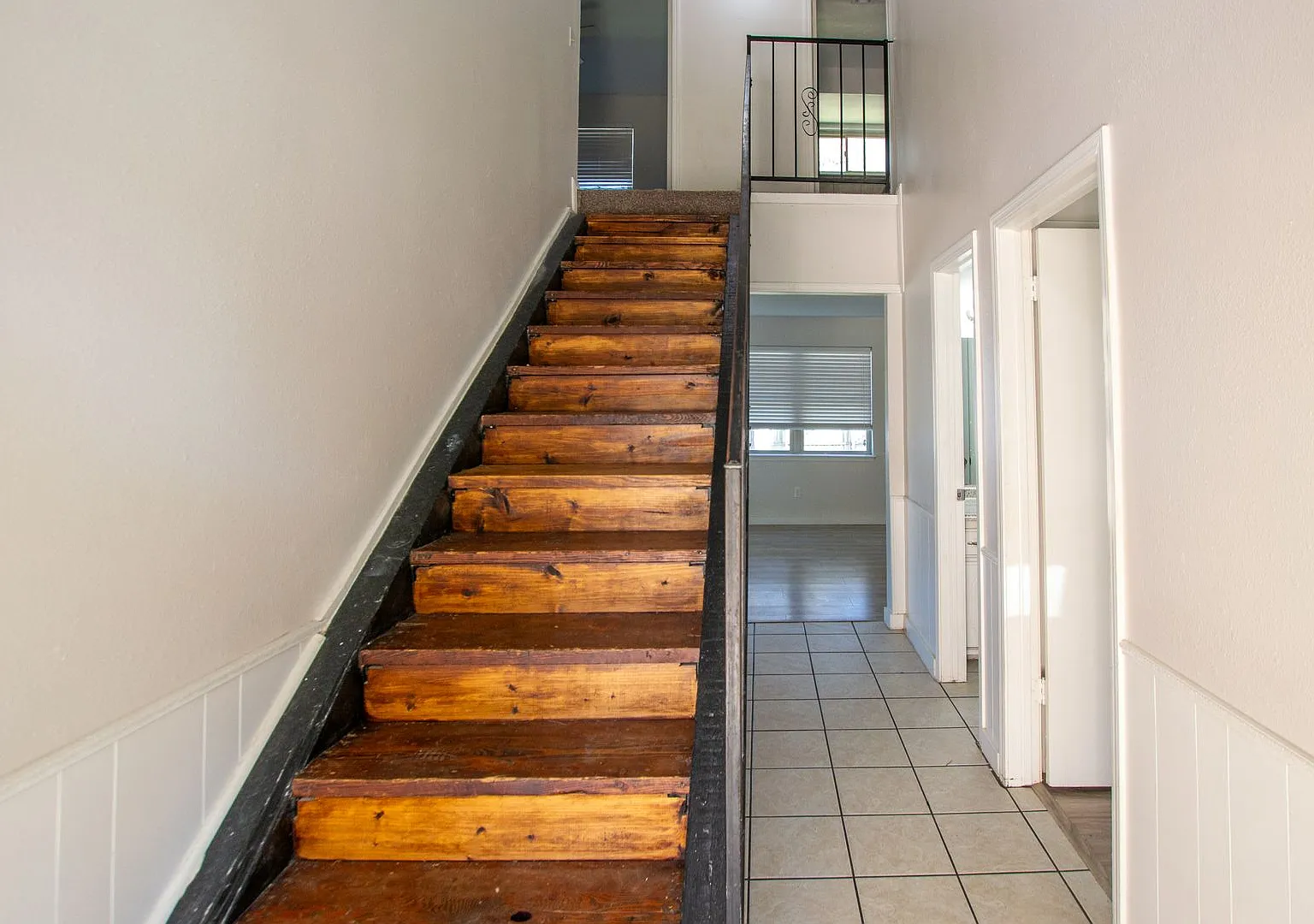 More Space. More Convenience. A Great Central Moore Location. — Photo 3