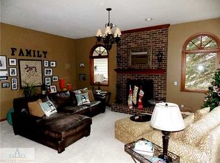 5780 Bent Tree Dr, East Lansing, MI 48823