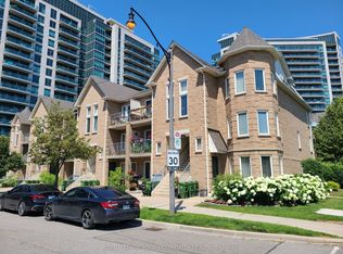 130 Vanderhoof Ave #101, Toronto, ON M4G 4J8