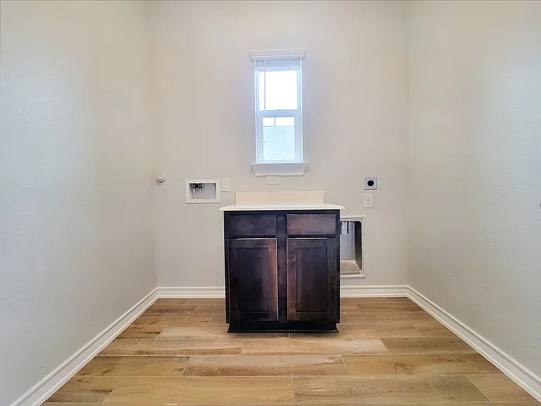 4413 Royal Oak Blvd — Photo 28