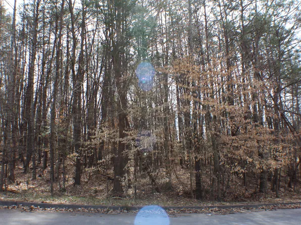 2030 Scenic Pointe Pl, Church Hill, TN 37642
