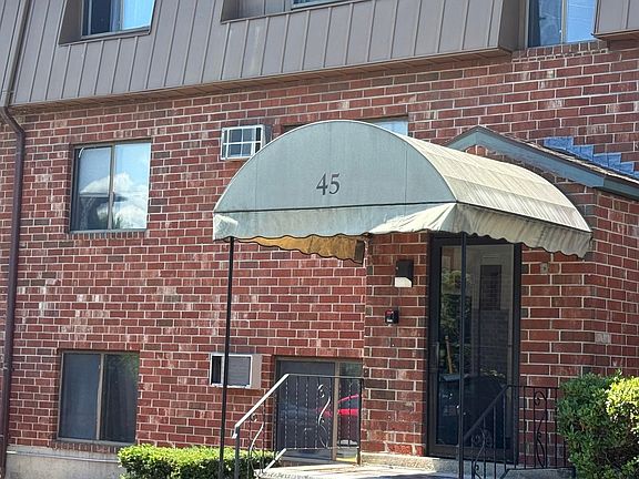 4th image of 45 Log Street #1H