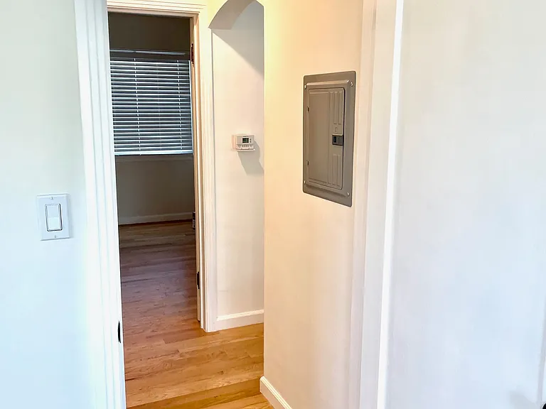 908 Parkman Ave #908 — Photo 18