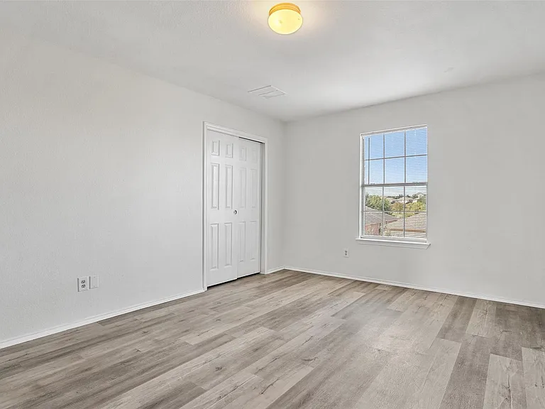 11853 Gaelic Dr — Photo 16