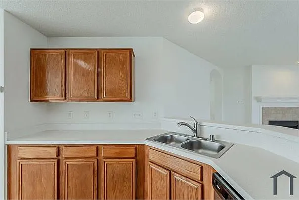 7702 Harbor Dr — Photo 5