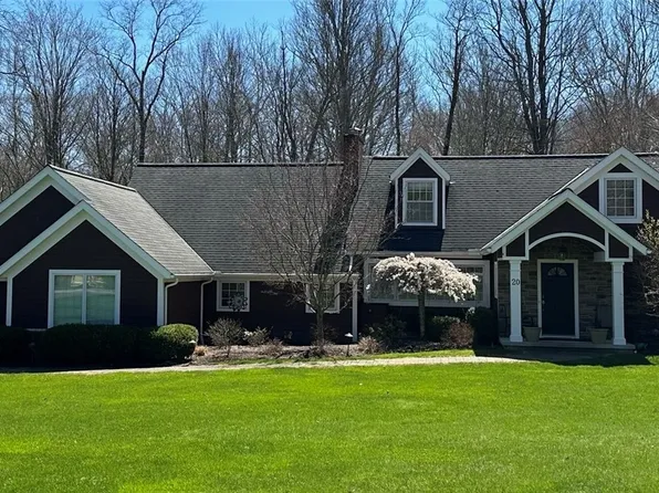 20 Mitchell Ln, Moreland Hills, OH 44022