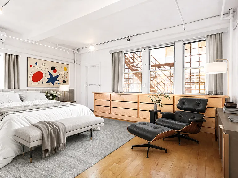 215 W 29th St #3 — Photo 3