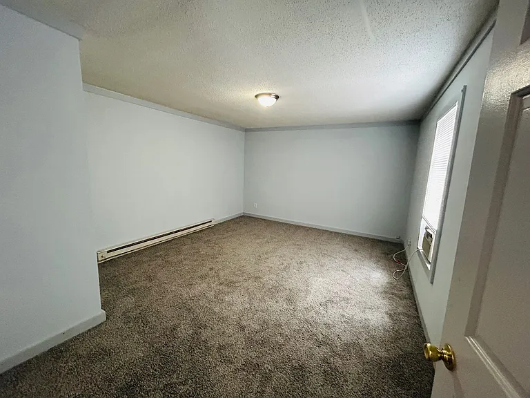 308 W Kivett St — Photo 30