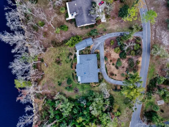 10283 Riverwood Dr, Live Oak, FL 32060