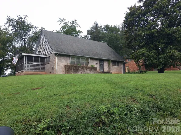 50 Ashworth Cir, Marion, NC 28752